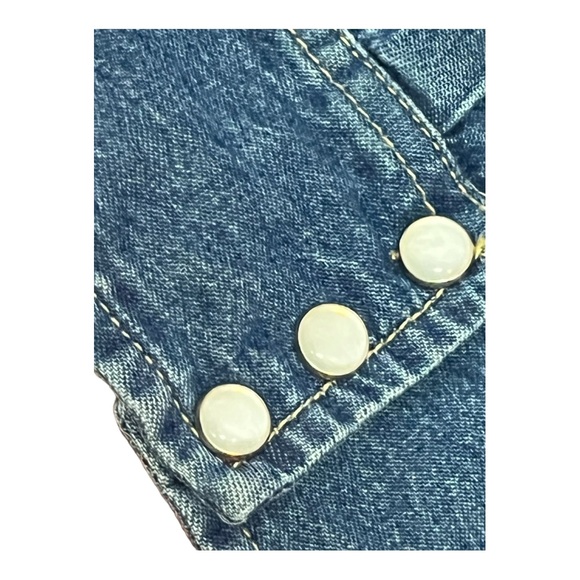 Dress Barn Denim Shirt Embroidered Roses Pearl Snaps size  22/24 Women’s VTG - Picture 8 of 13